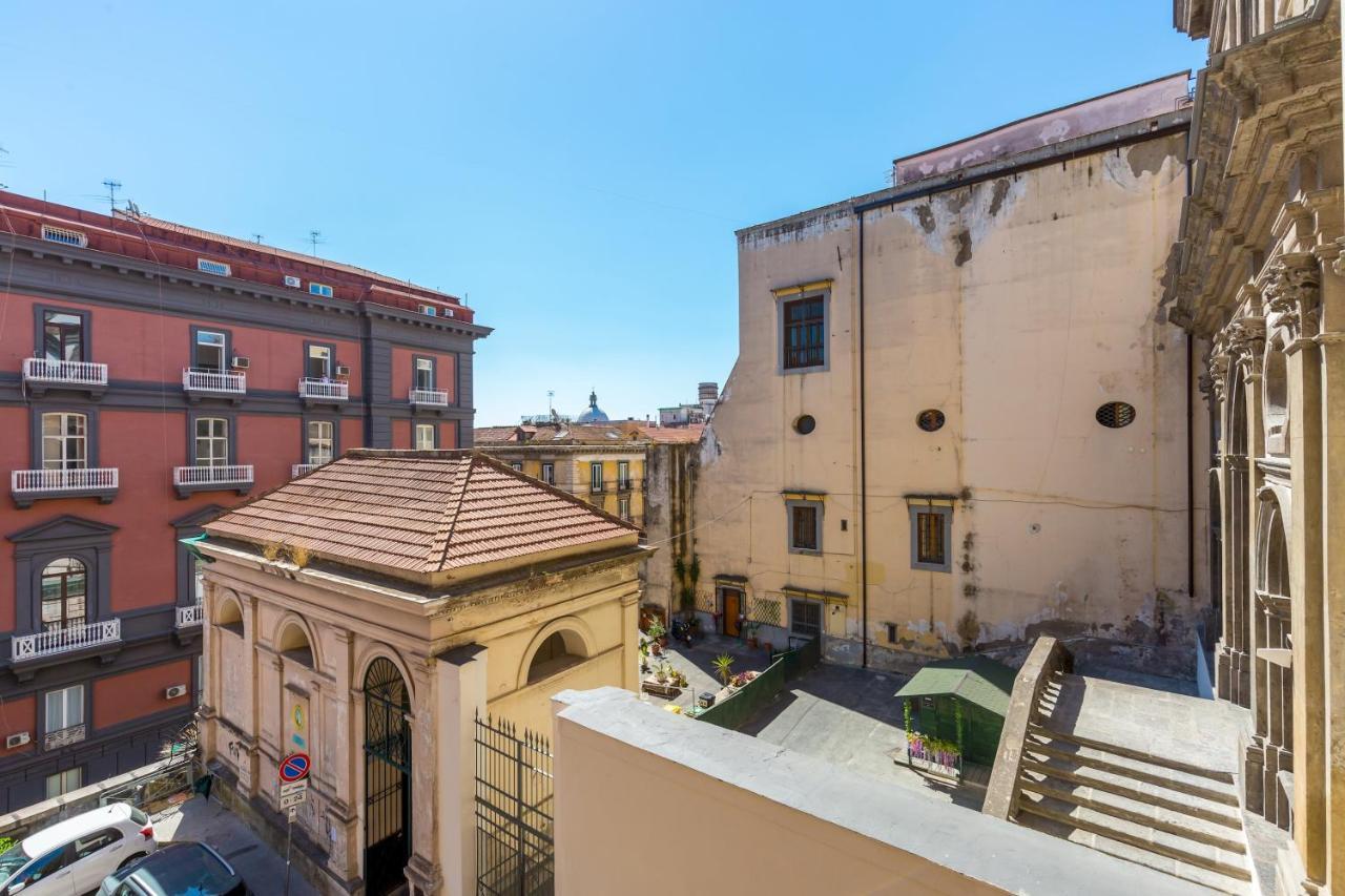 Design & Studio Duplex At National Museum Naples Extérieur photo
