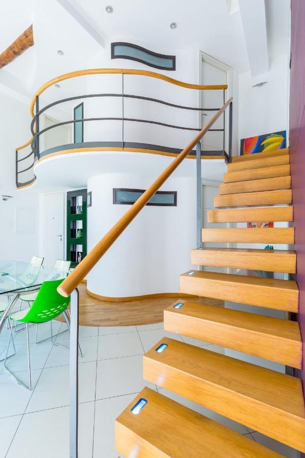 Design & Studio Duplex At National Museum Naples Extérieur photo